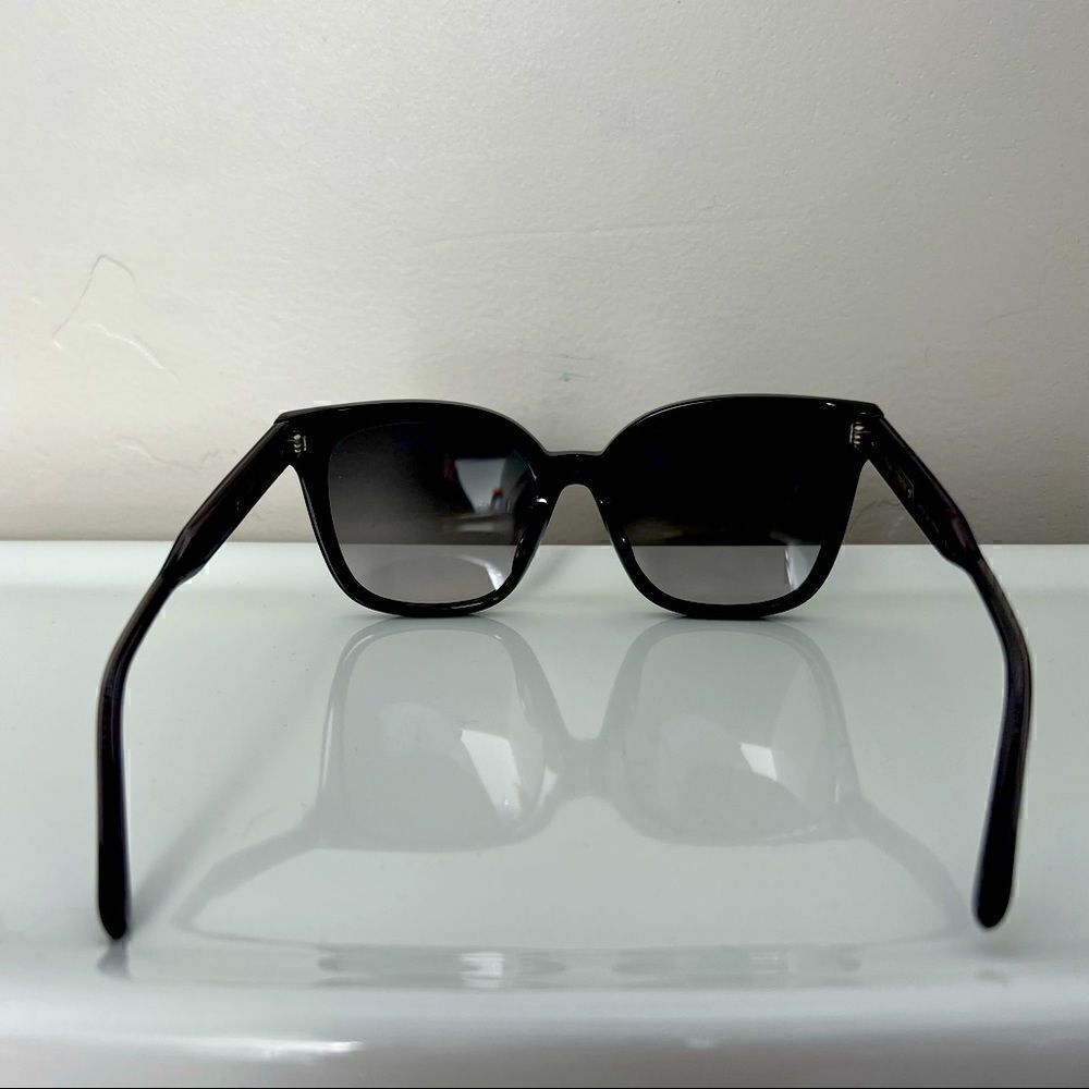 NWOTâBottegaâVenetta Sunglassesâunisex.âGrey/smoke.â100%âauthenticâdesigner. - Picture 4 of 16